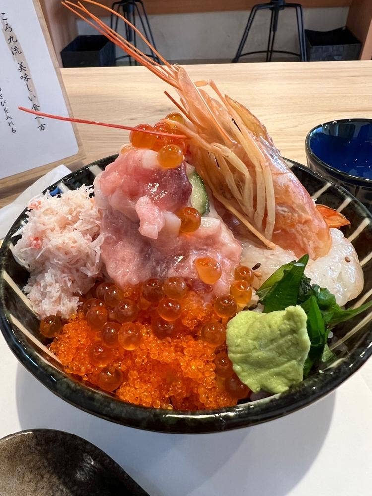 海鮮丼 ころ九
