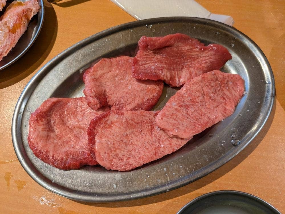 ホルモン青木 赤羽支店