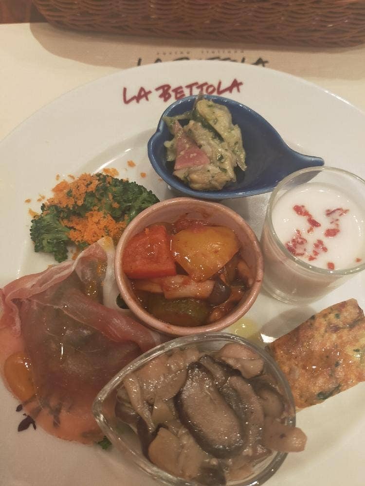 ikebukuro LA BETTOLA da Ochiai