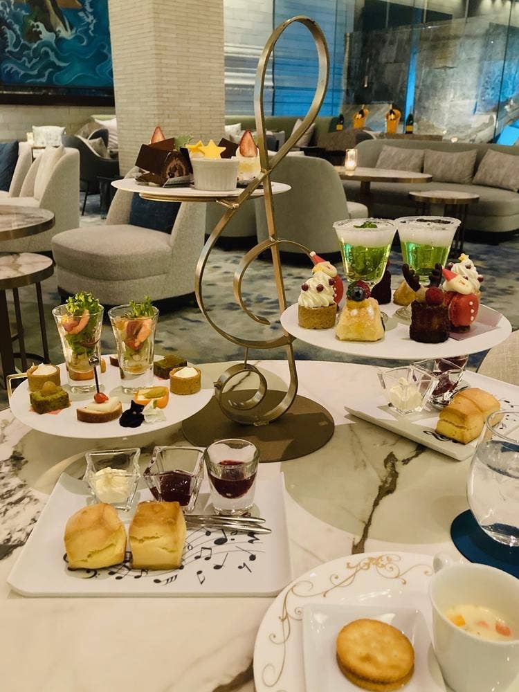 ラウンジ ジャルダン