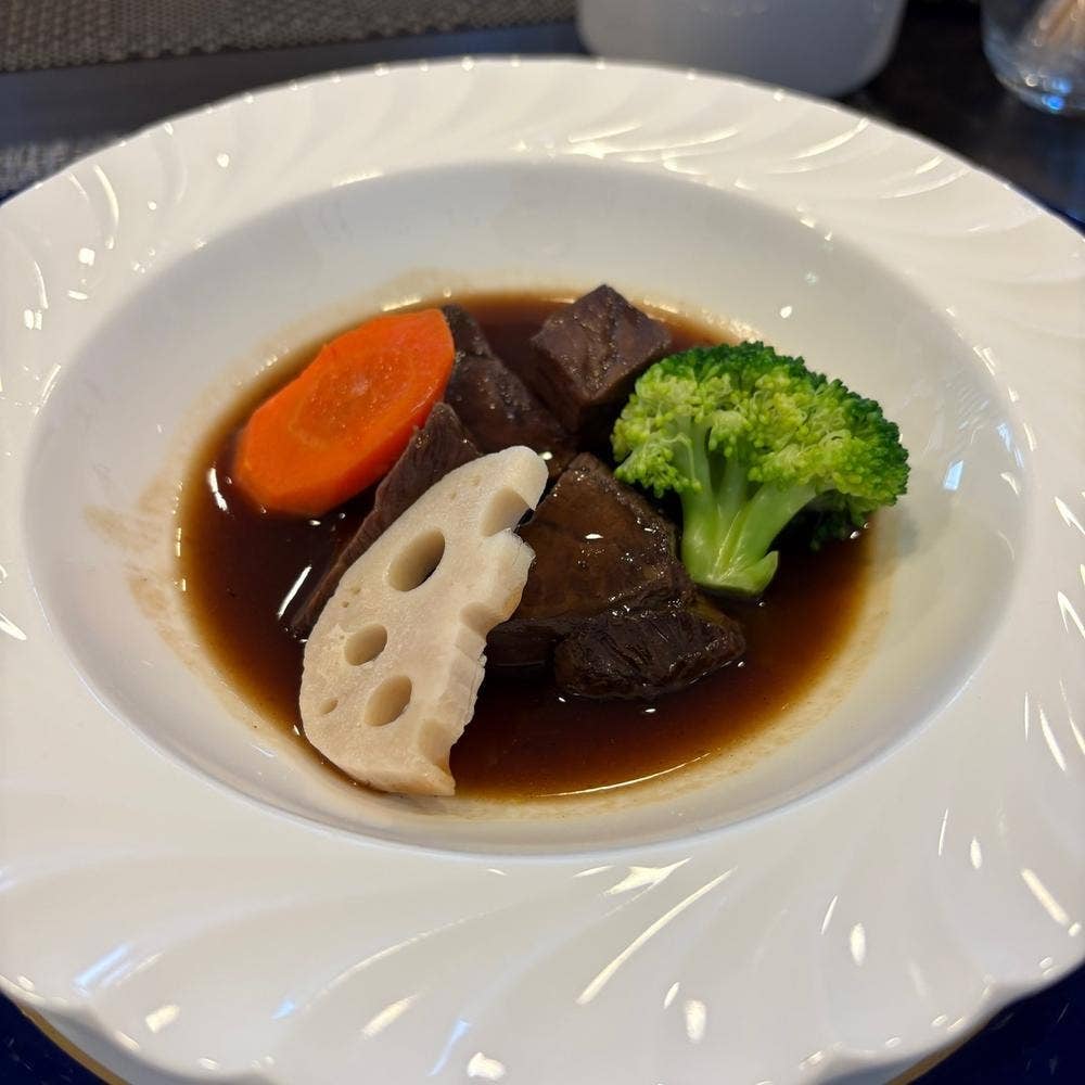 CUBE Cafe LOHAS CLUB