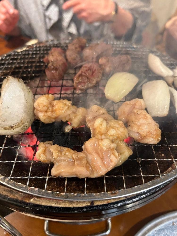 七輪炭火焼肉。ヤキニク家。玄