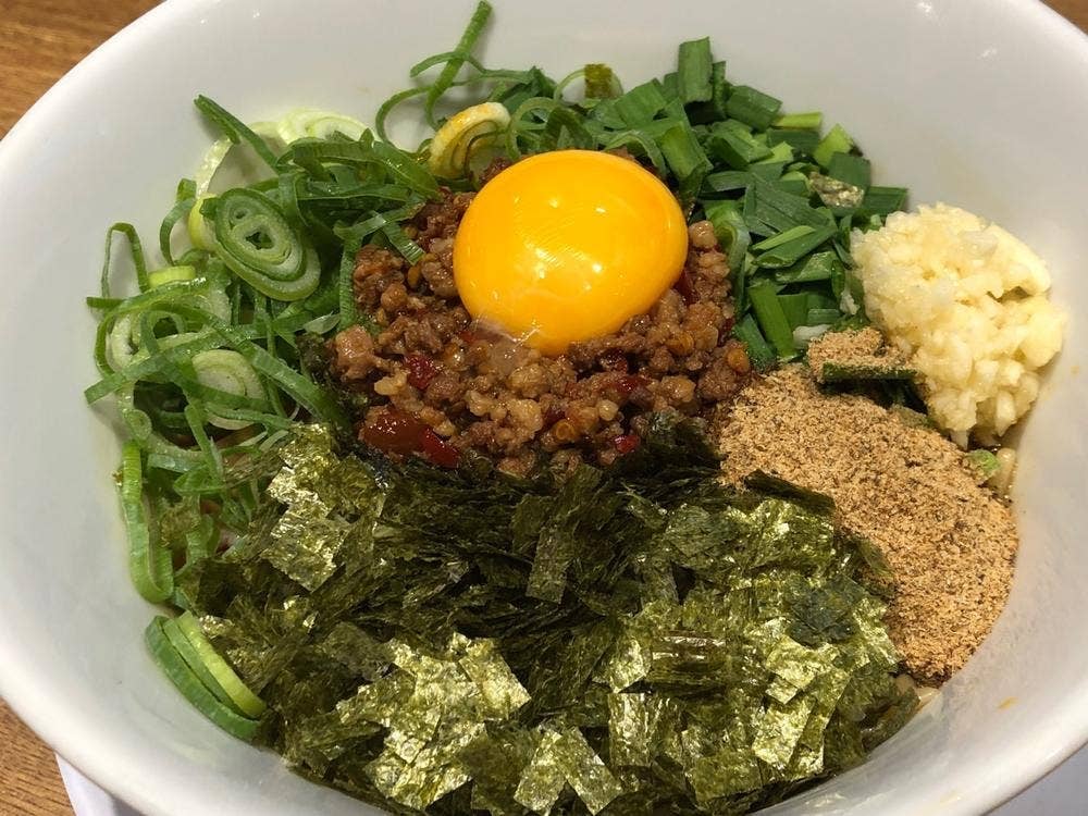 鶏白湯らーめん 台湾まぜそば キラメキノトリ