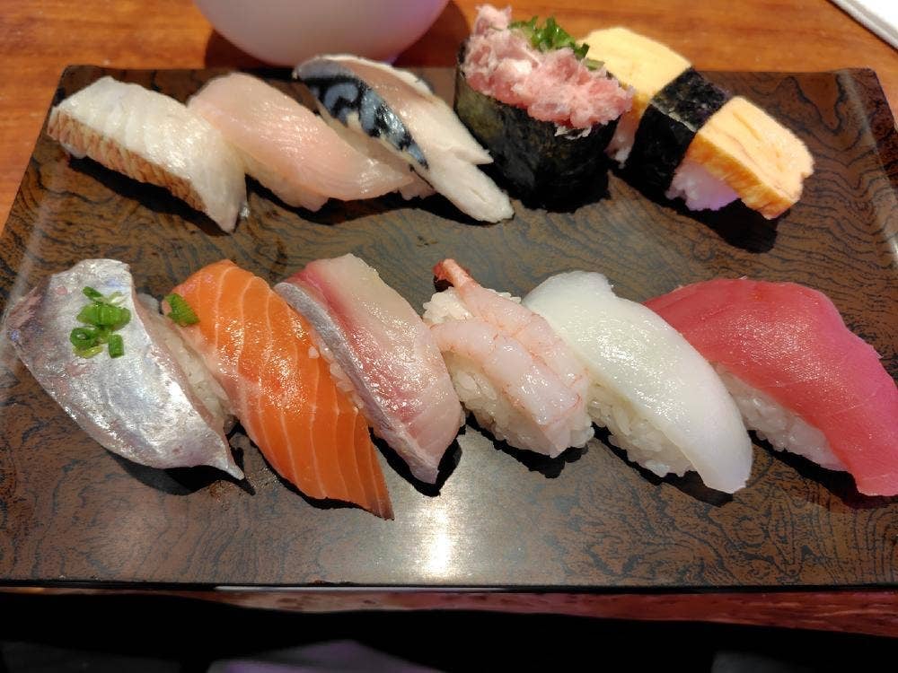 すし食いねぇ！ 県庁前店