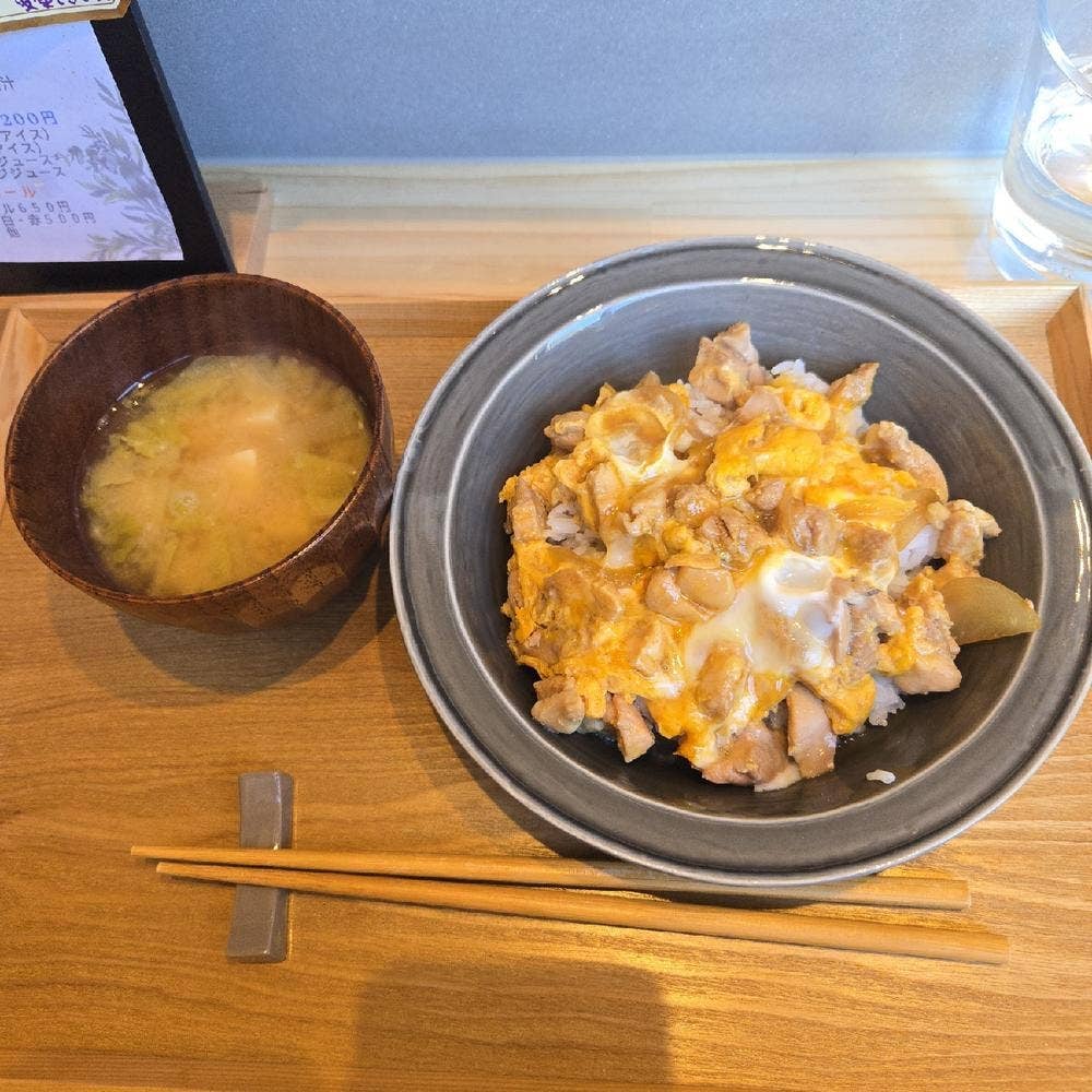 食堂いやさか