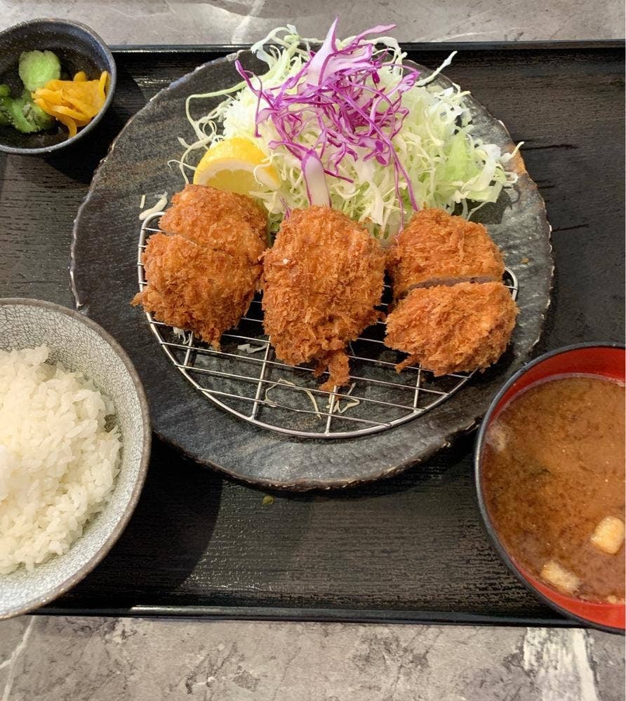 とん吉