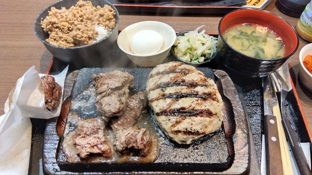 感動の肉と米 富士吉原店