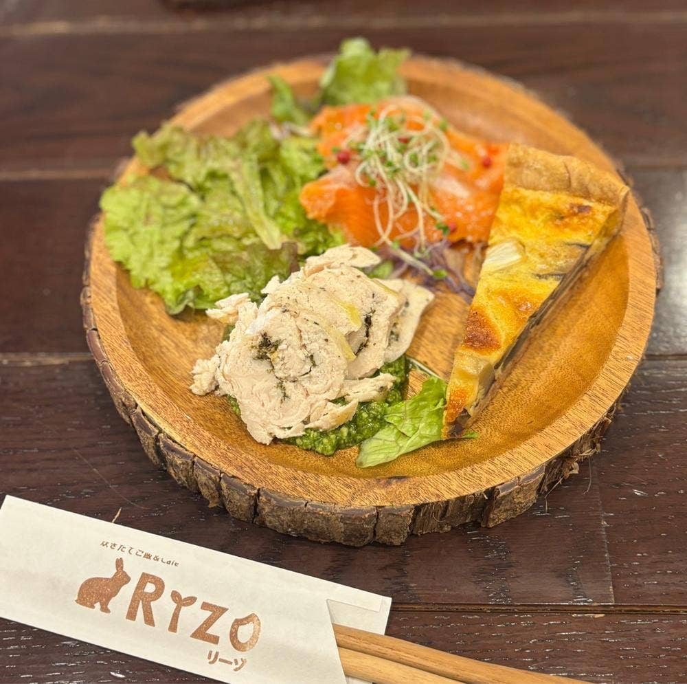 炊きたてご飯&café Rizo