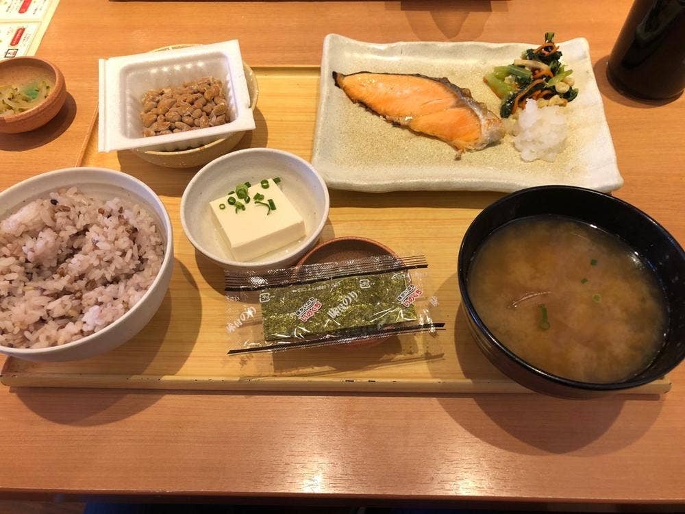 やよい軒 今津店