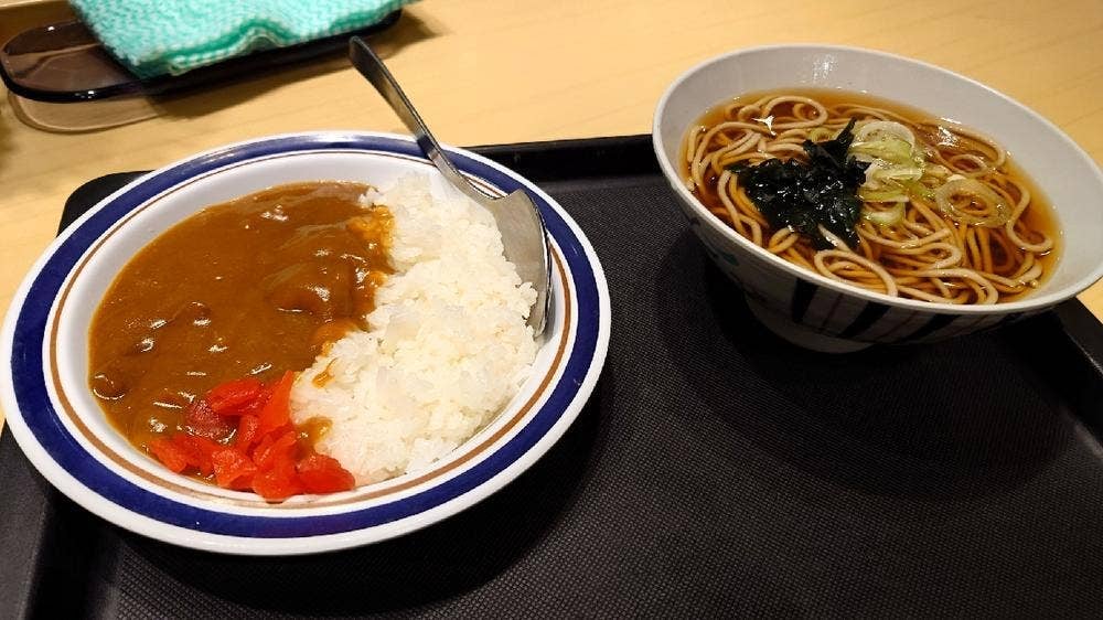 名代 富士そば 大久保店