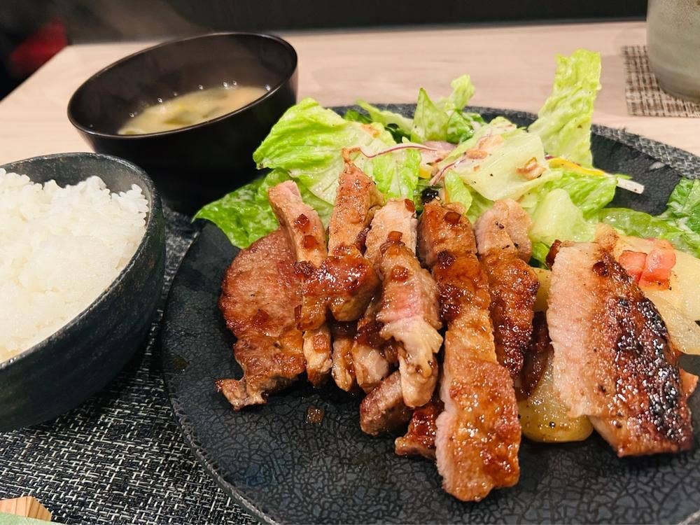 おばんざい トラジロ