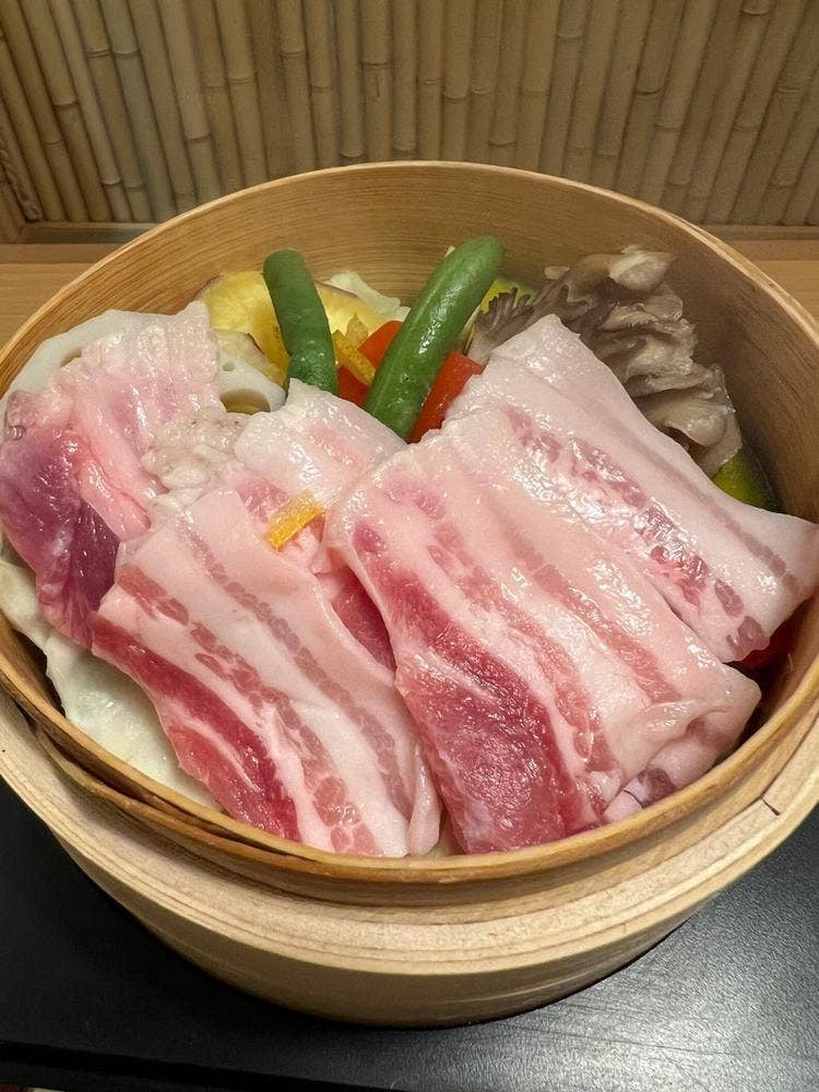 しゃぶしゃぶすき焼き めでたや