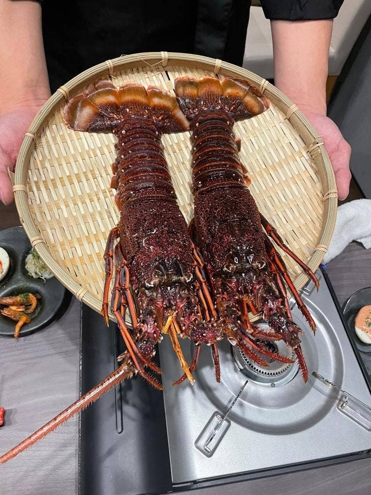 鍋・海鮮居酒屋 伊勢海老たくと 大阪本町店