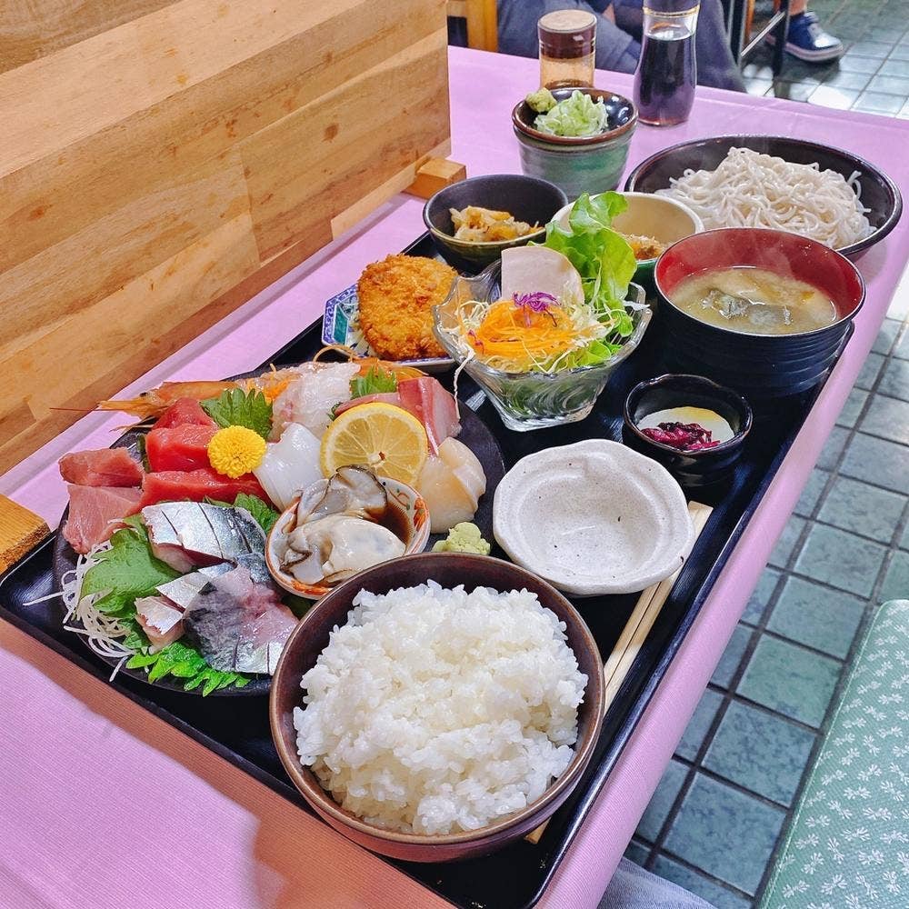 つるや&じゅんちゃん食堂