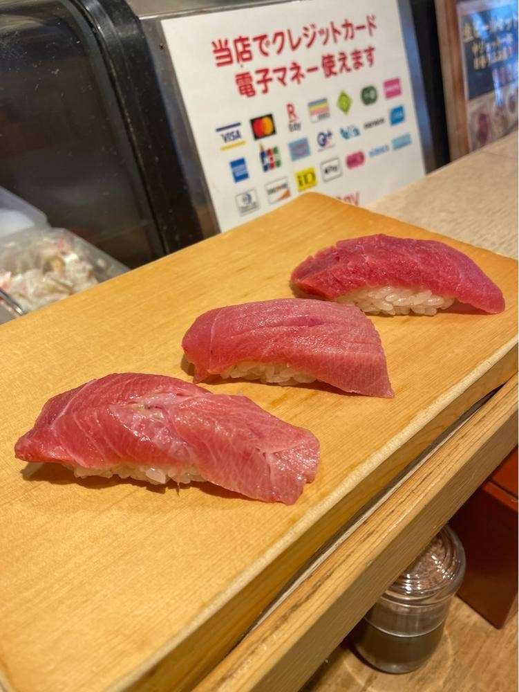 まぐろ人 上野広小路出張所