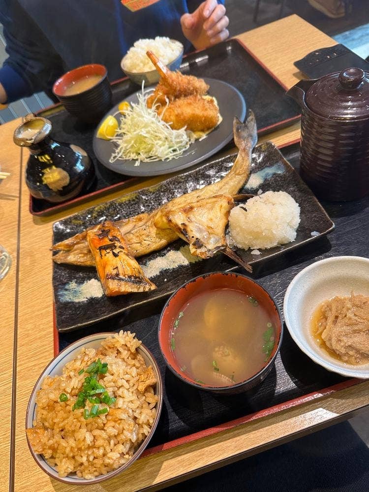 一夜干しと海鮮丼 できたて屋 ステラプレイス店