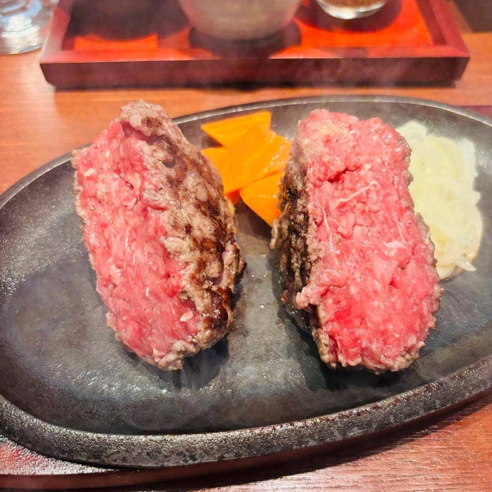 炭火レアハンバーグステーキ 銀座まつもと