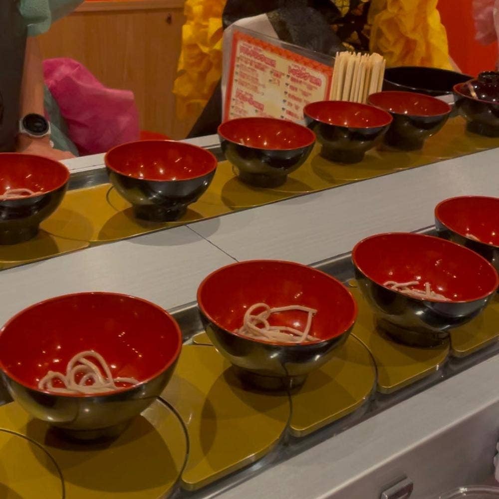 アミューズメント わんこそば・くるくるわんこ