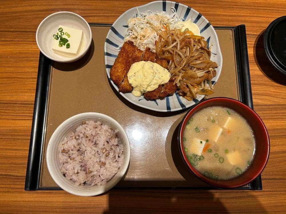 やよい軒 松任店