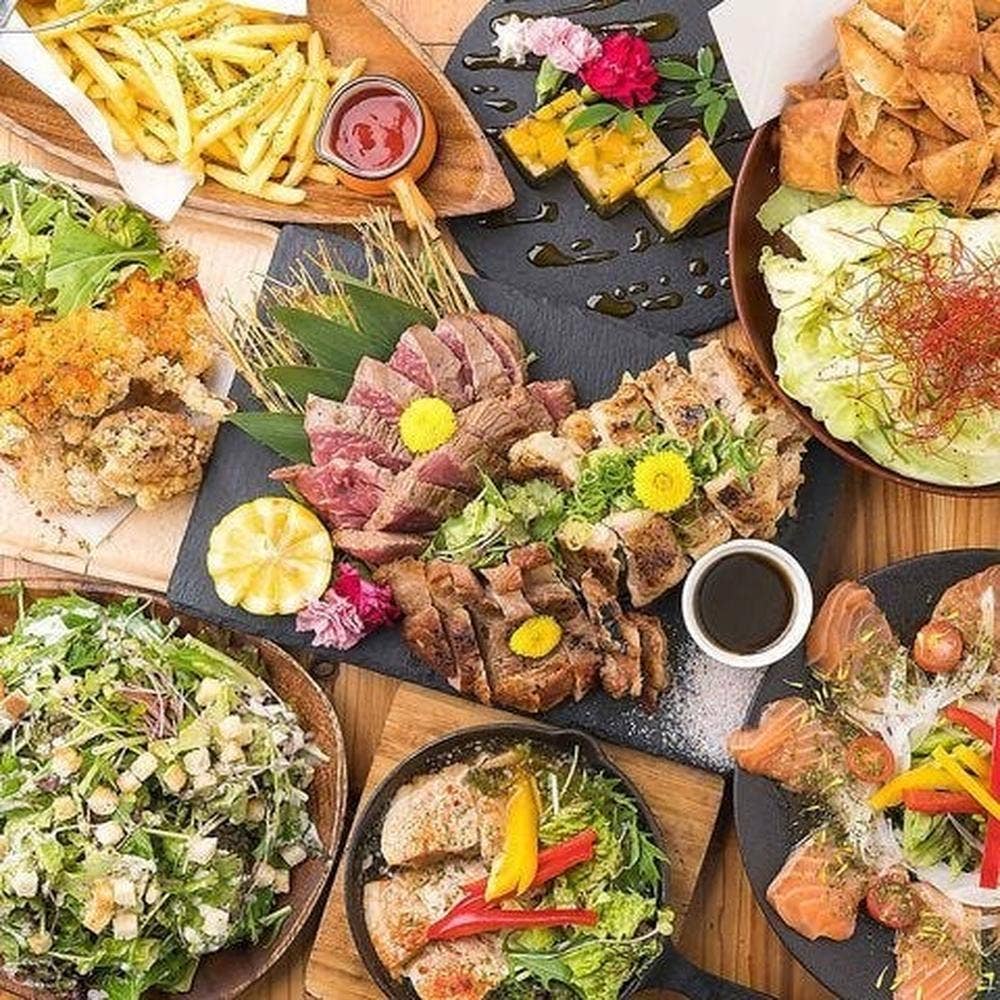 夜景 個室ダイニング 最大180品食べ飲み放題 美食満天 難波店