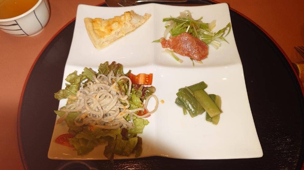 ペンションポェティカル