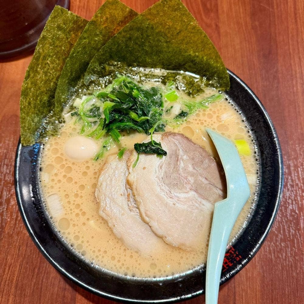 横浜家系ラーメン 極味家 大倉山店