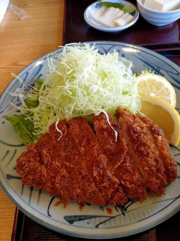 和食処 かつ秀