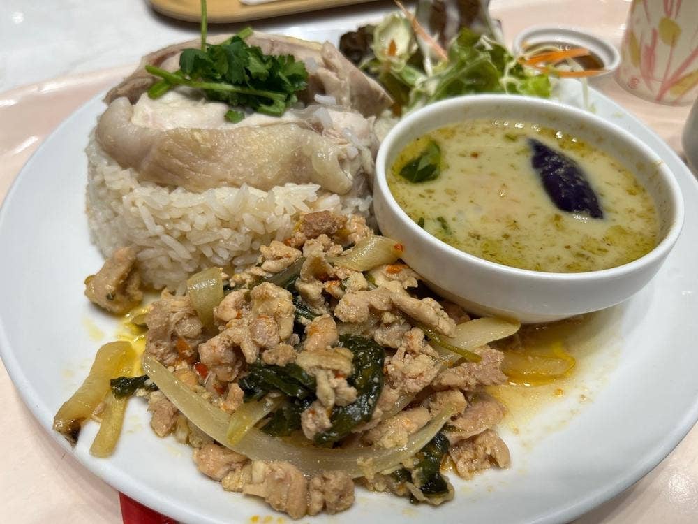 ティーヌン FOOD COURT 越谷イオンレイクタウン店