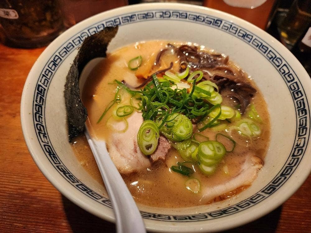 熊本ラーメン ひごもんず 西荻窪店