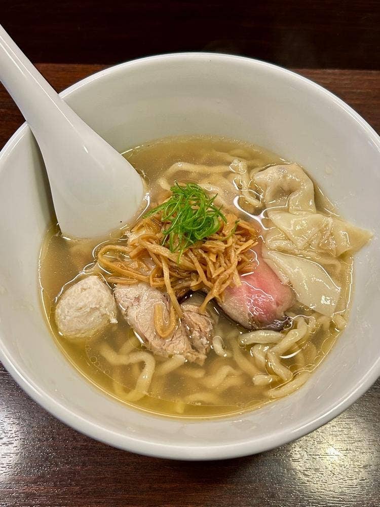 麺屋ルリカケス