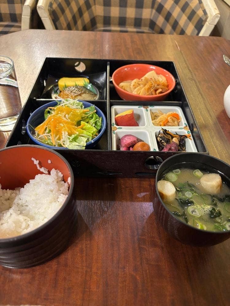 カフェ フロール