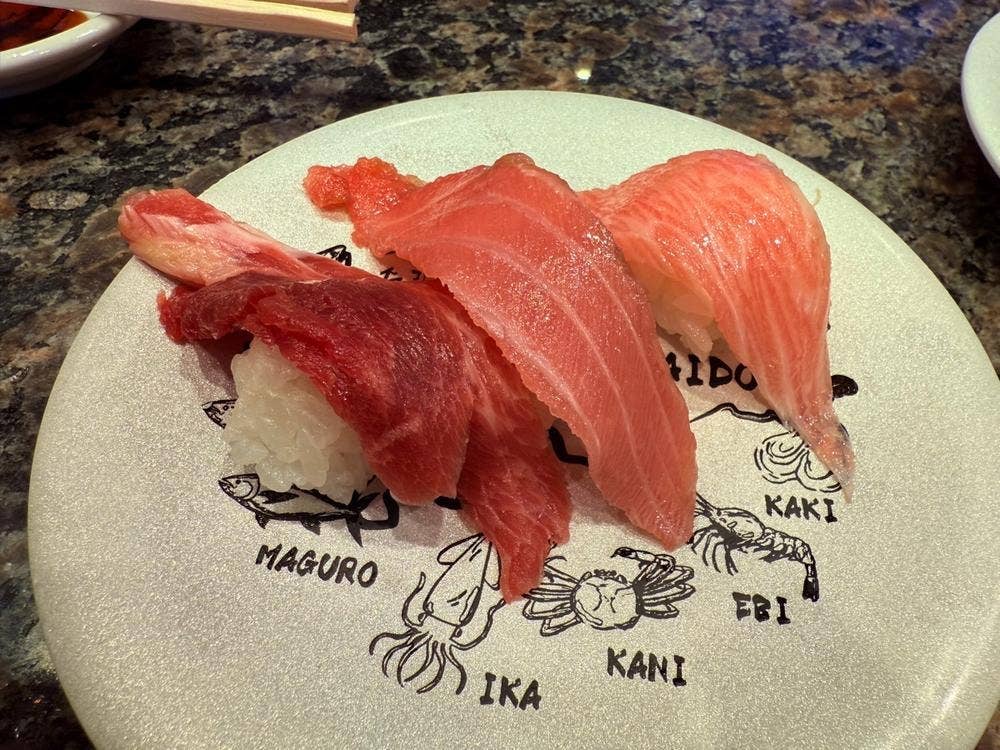 回転寿司とっぴ～ 小樽運河通り店
