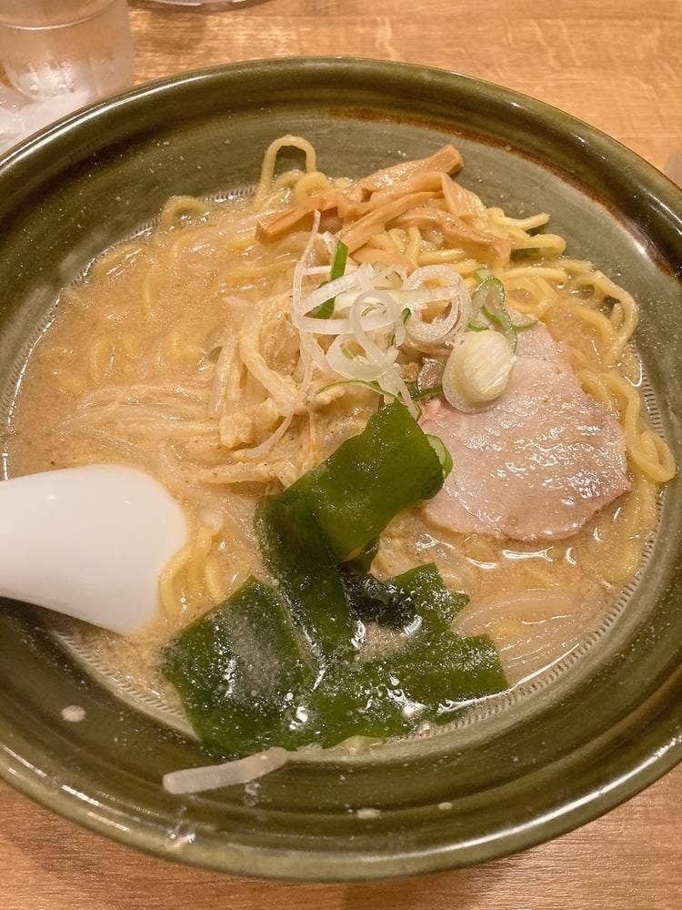 手作りの味噌らーめん 味噌樽