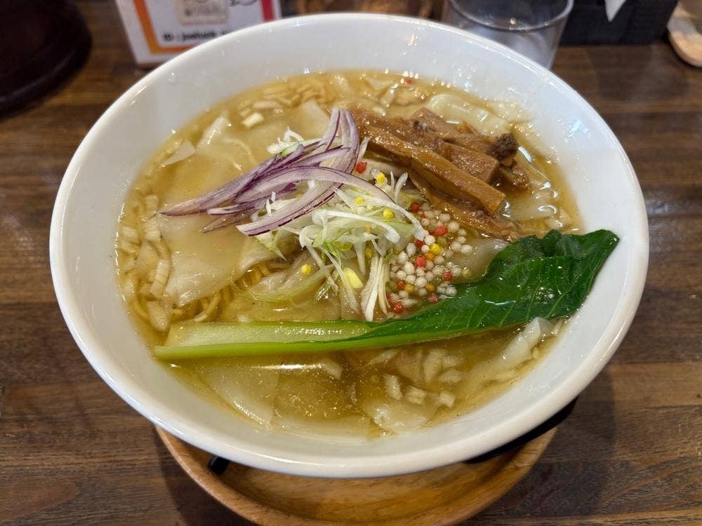 Joe-Luck NOODLE’S