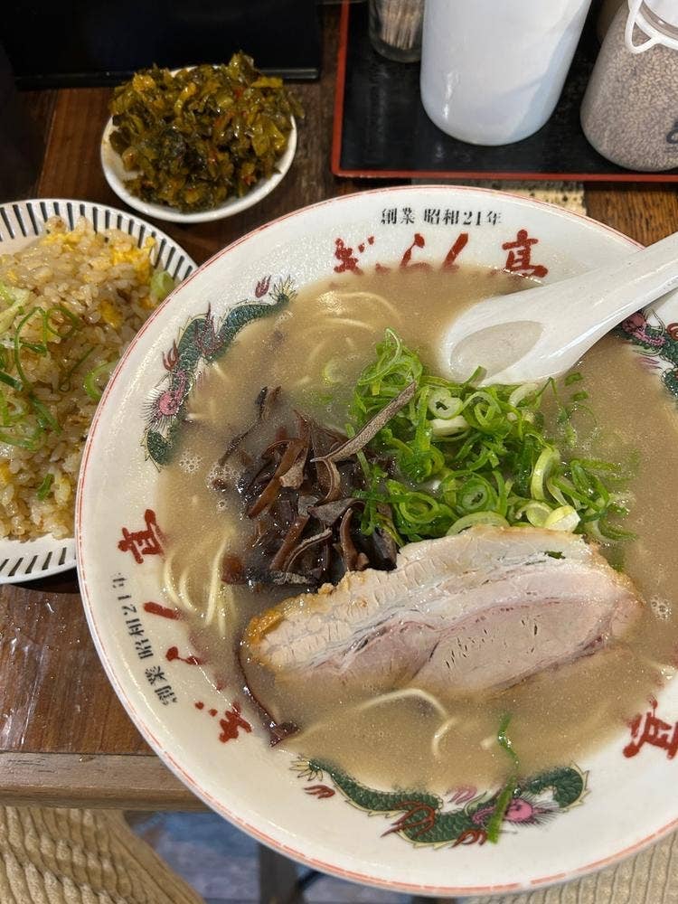 ぎょらん亭 薬院店