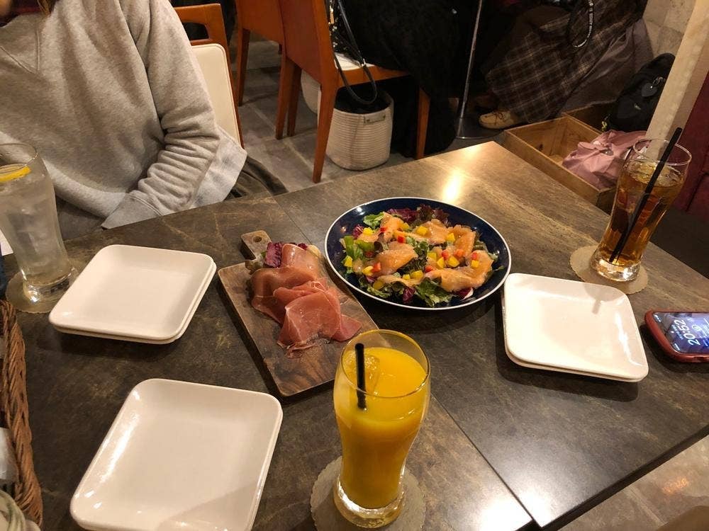 シカゴピザ&スフレオムレツ Meat&Cheese ARK 2nd 新宿店