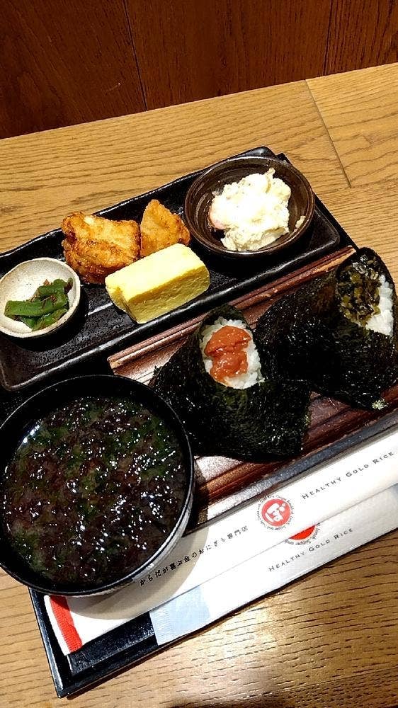 金のおにぎり専門店ぼんたぼんた明石店