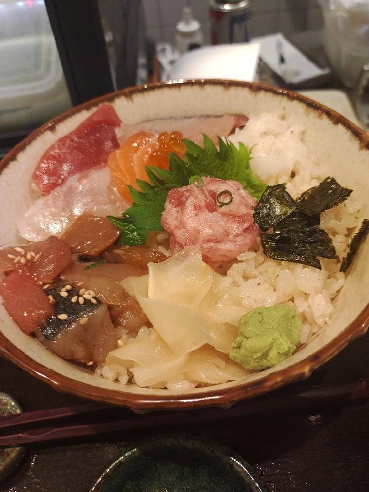 酒肴と鮨 たく