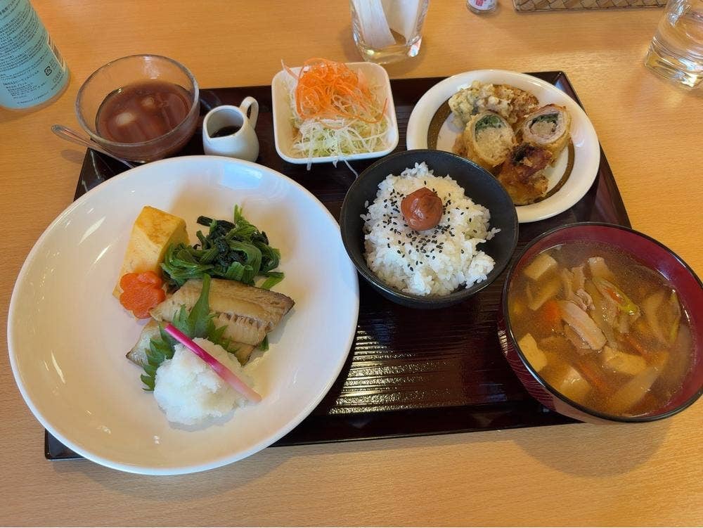グリル 妖精の丘
