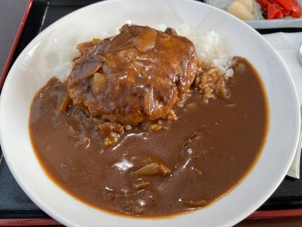 つちや食事処