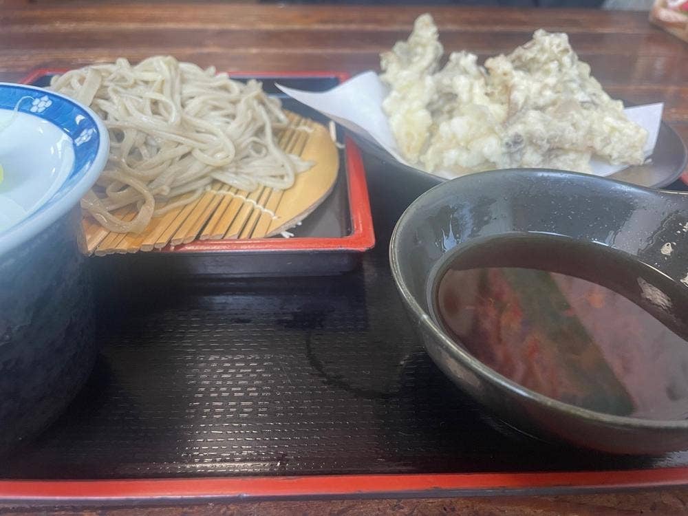 泉八
