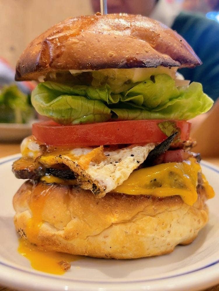 MEAT KITCHEN MEとYOU〜ビストロ酒場〜