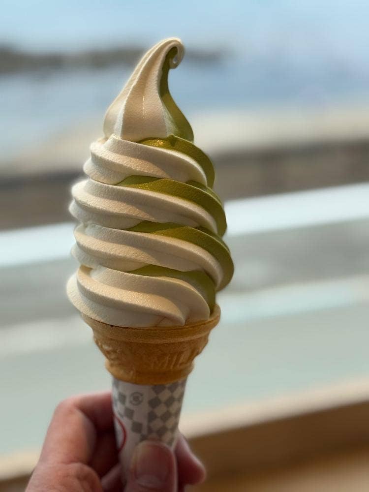 道の駅 雨晴 Cafe ISOMI TERRACE