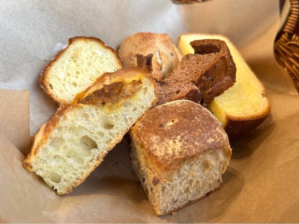 岩﨑珈琲店 パンと珈琲直売所