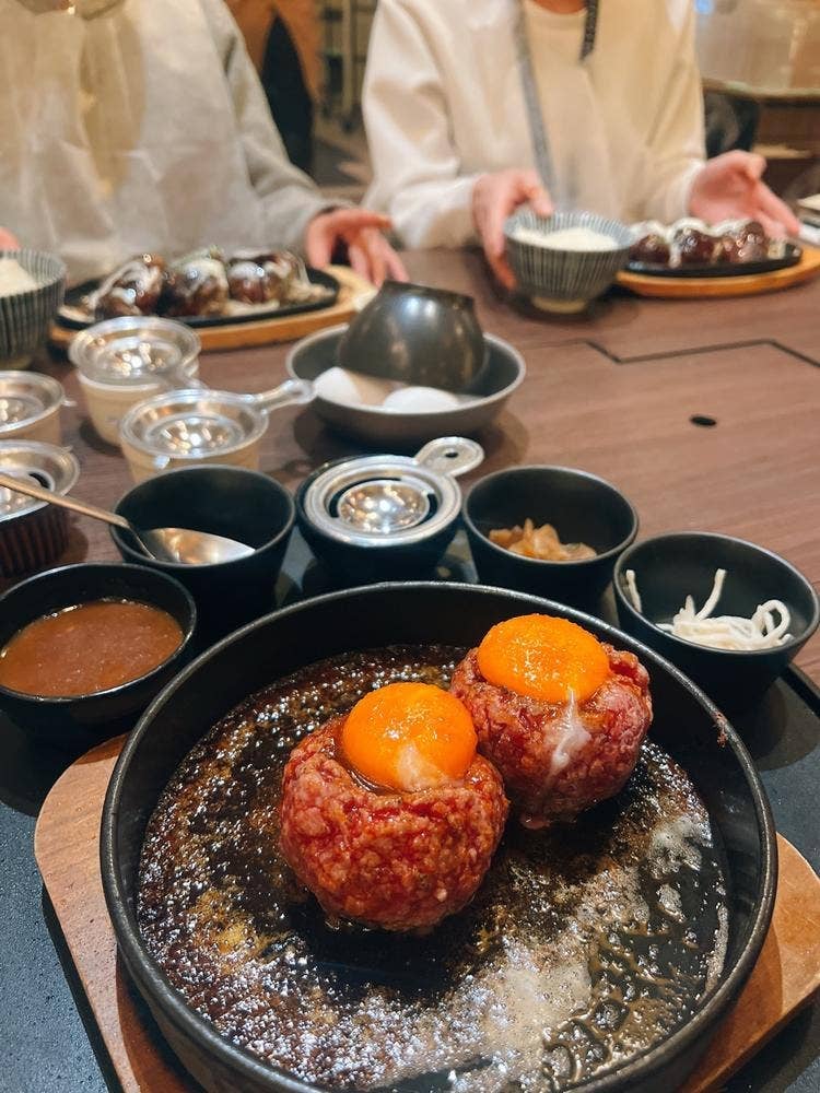和牛ホルモンWAIGAYA 新宿三丁目本店