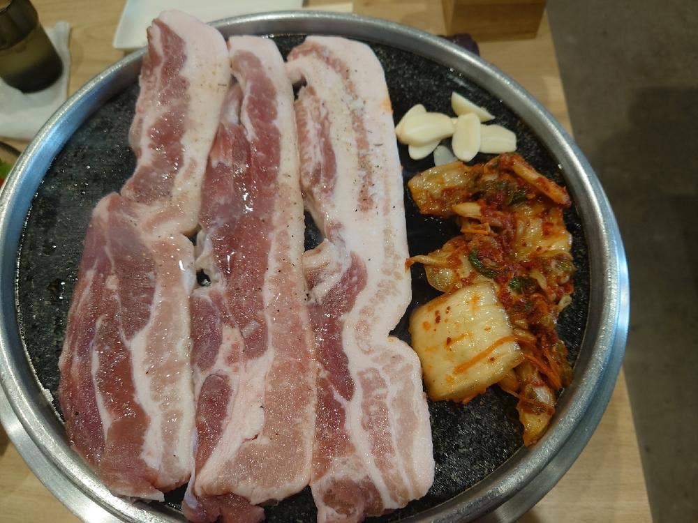 サムギョプサルと韓国料理 ツツムサンパ