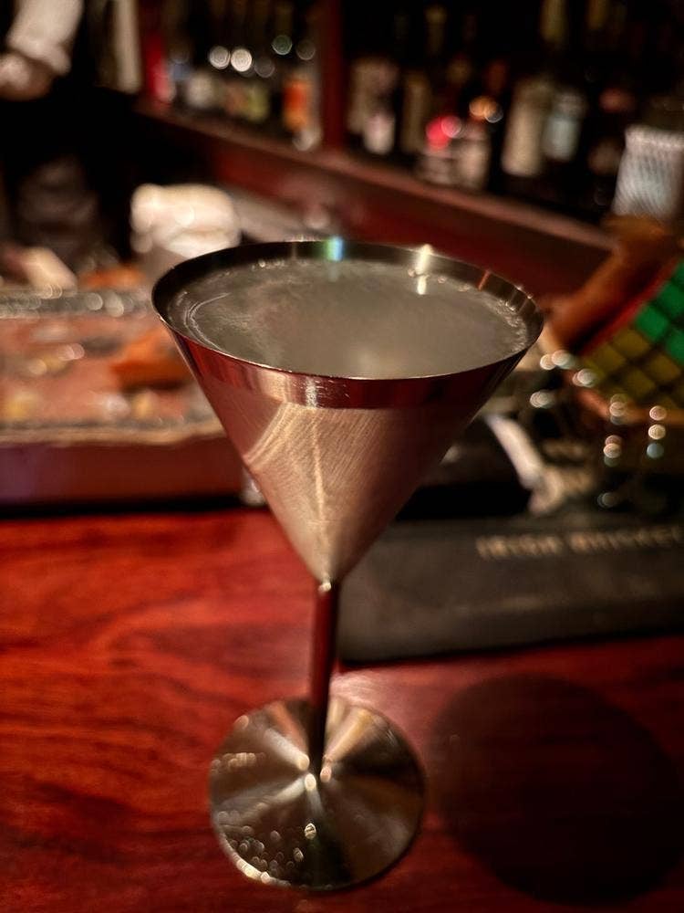 Bar.