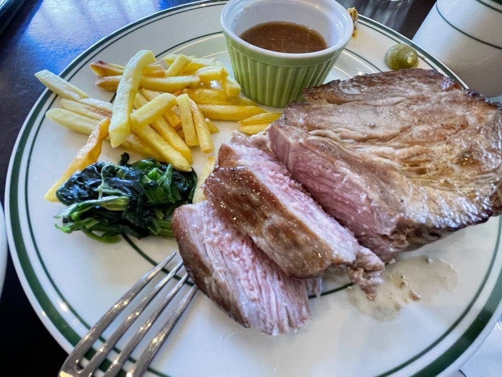 GEORGE'S STEAK