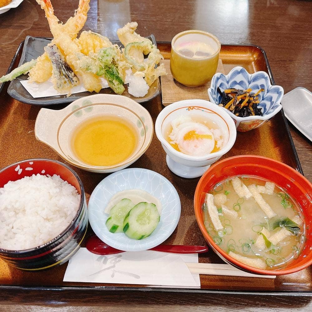 味処おいし家