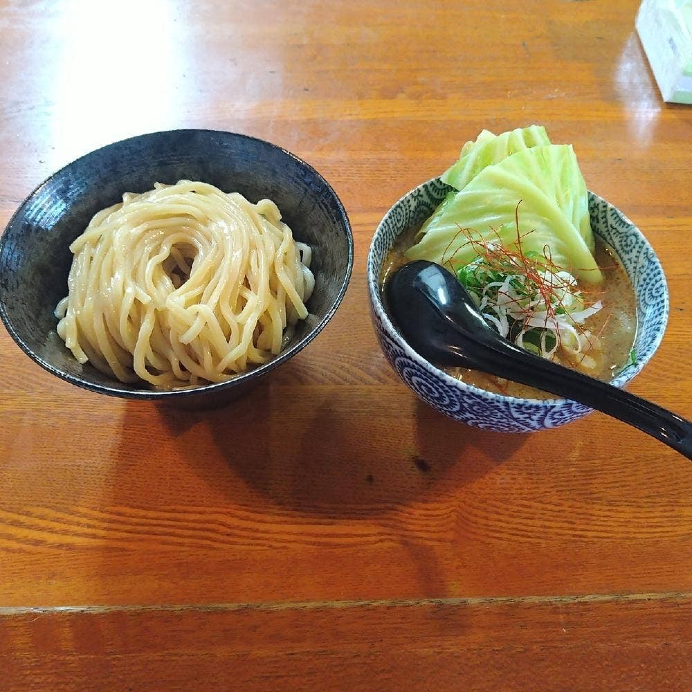 路地裏つけ麺 ZZZ